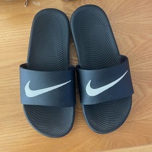 Nike slides